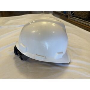 MSA V-Gard Slotted Full-Brim Hat with Suspension - Medium-White